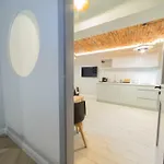 M5 Main Square Stylish One Bedroom
